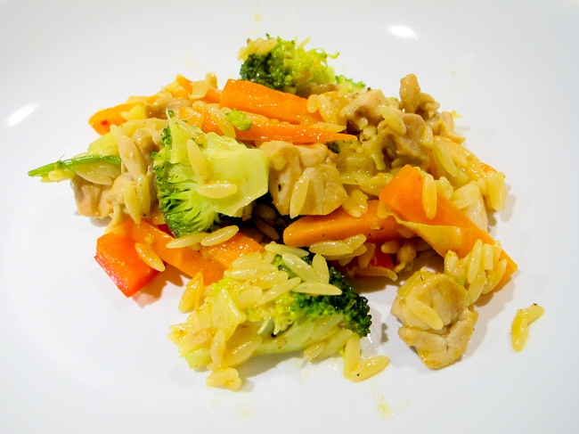 Kycklingwok med risoni
