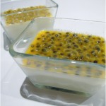 Pannacotta med passionsfrukt