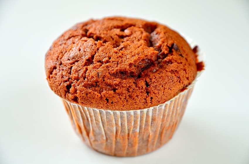 Chokladmuffins med vit- och mörk choklad Chokladmuffins med vit- och mörk choklad