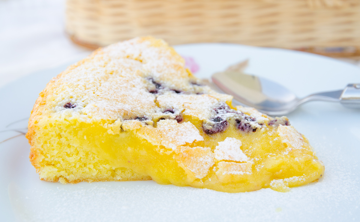 Citronkladdkaka med blåbär Citronkladdkaka med blåbär