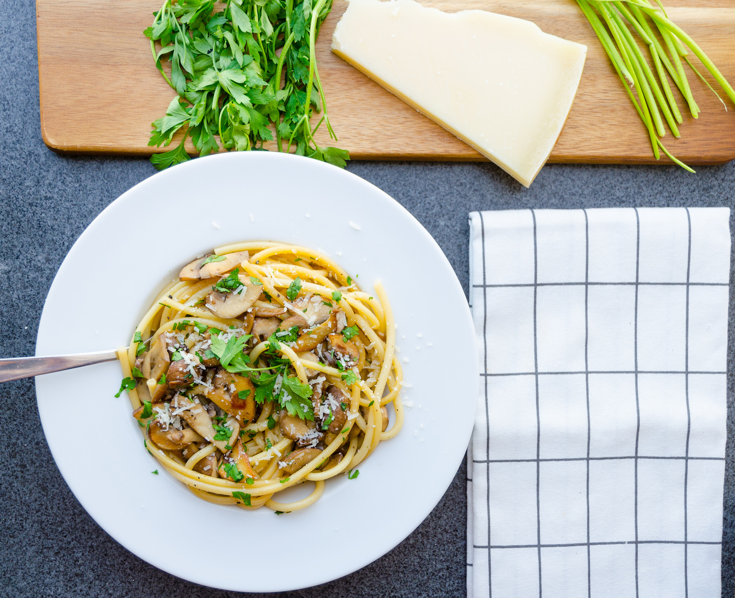Buccatini Funghi Buccatini Funghi