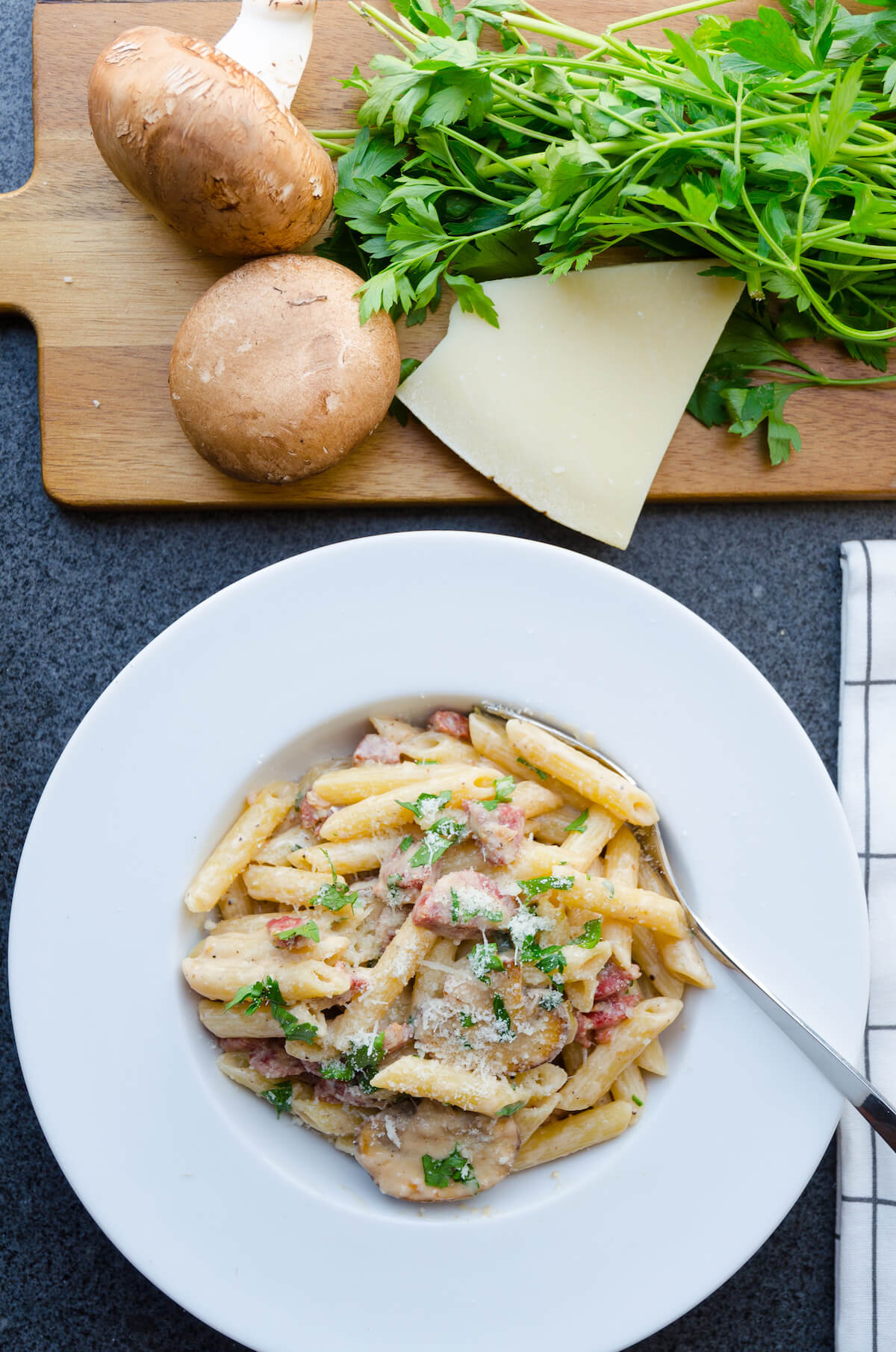Krämig pasta med korv recept Krämig pasta med korv recept