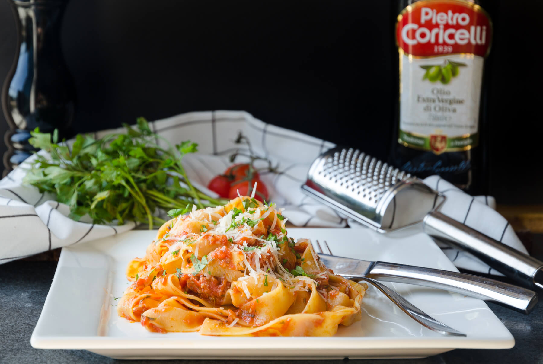 Pappardelle med korvragu Pappardelle med korvragu